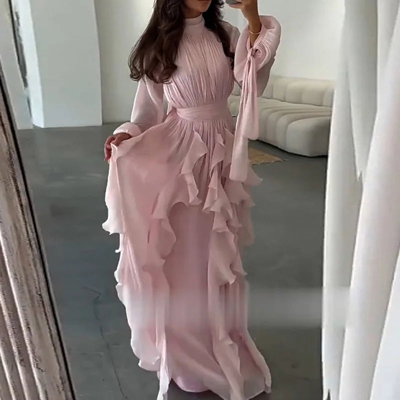 Robe Longue Satinée Élégante